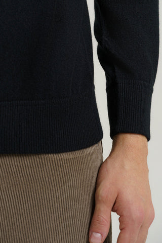 Pullover taglio felpa