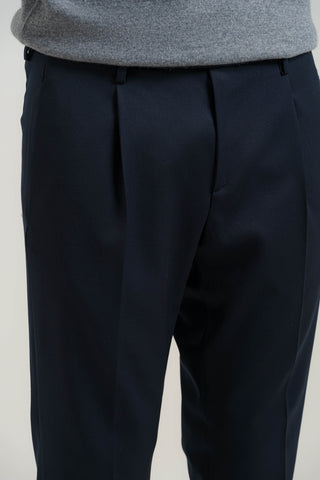 Pantaloni in fresco lana