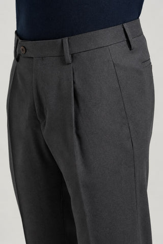 Pantaloni in fresco lana