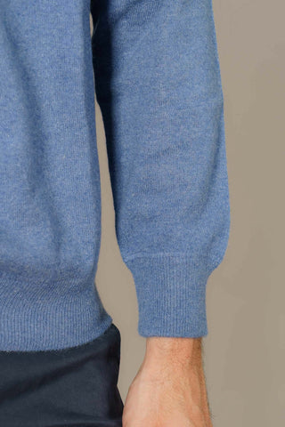 Pullover taglio felpa