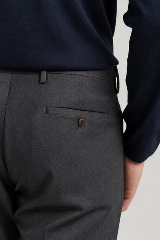 Pantaloni in fresco lana